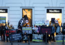 Akcja w obronie zwierząt maltretowanych i mordowanych dla sklepu MaxMara.