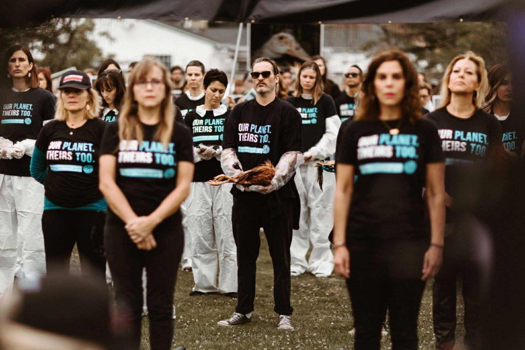 Akcje National Animal Rights Day pod hasłem „Our Planet. Theirs Too” odbywają się tego samego dnia w ponad 160 miastach na całym świecie. Obchody NARD zyskują coraz większą popularność – uczestniczy w nich m.in. aktor i laureat Oscara Joaquin Phoenix czy amerykański muzyk Moby.