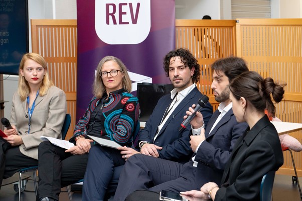 Prawo do informacji to prawo do zdrowej żywności Prawo do informacji to prawo do zdrowej żywności